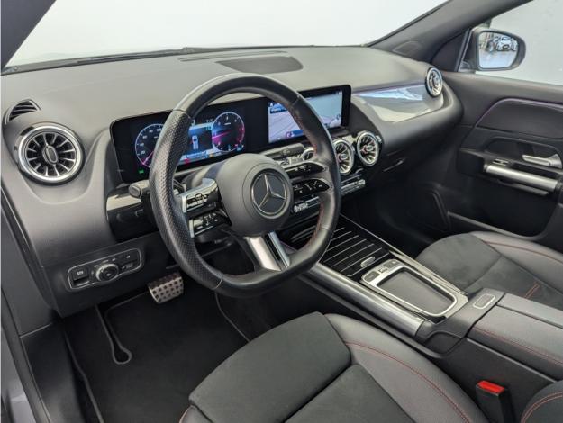 MERCEDES-BENZ GLA 200 d AMG Line  