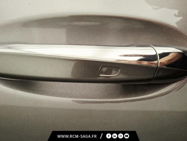 MERCEDES-BENZ GLA 200 d AMG Line  