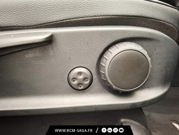 MERCEDES-BENZ GLA 200 d AMG Line  
