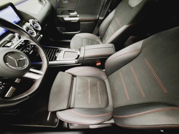 MERCEDES-BENZ GLA 200 d AMG Line  