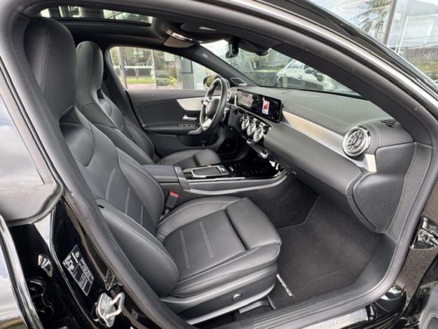MERCEDES-BENZ CLA Coupé CLA 220 d Coupé AMG Line  