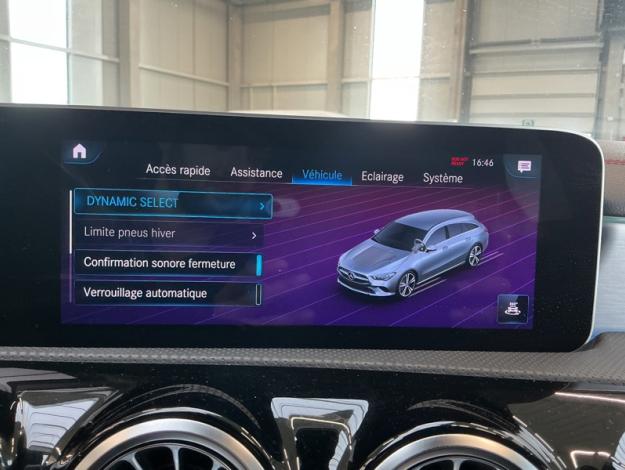 MERCEDES-BENZ CLA 180 Shooting Brake AMG Line  