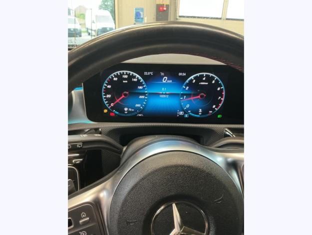 MERCEDES-BENZ CLA 180 Shooting Brake AMG Line  