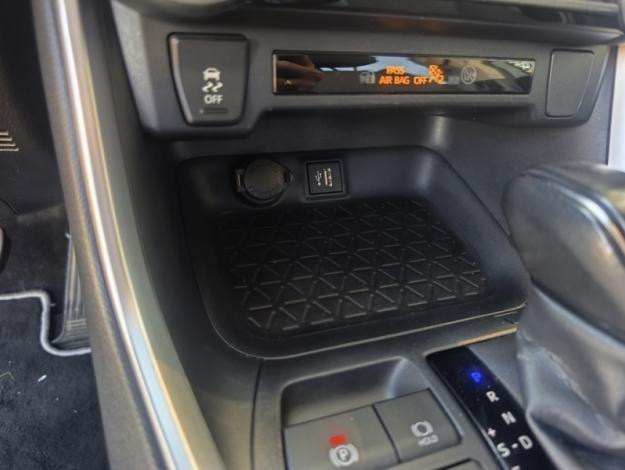TOYOTA RAV4 Hybride 2WD 218ch Dynamic  