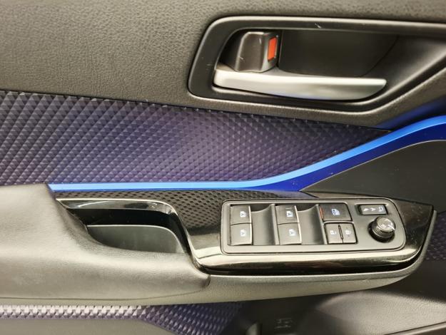 TOYOTA C-HR 1.2 116 ch 2WD GRAPHIC  