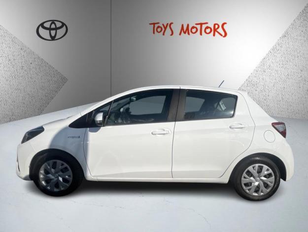 TOYOTA Yaris 100h France Business  