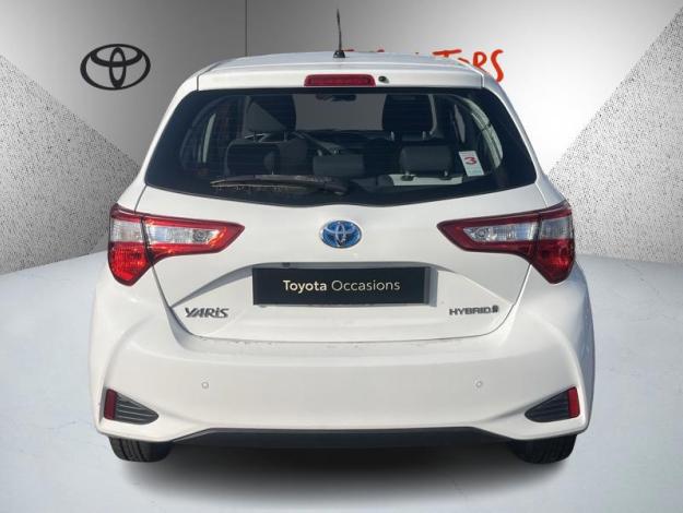 TOYOTA Yaris 100h France Business  