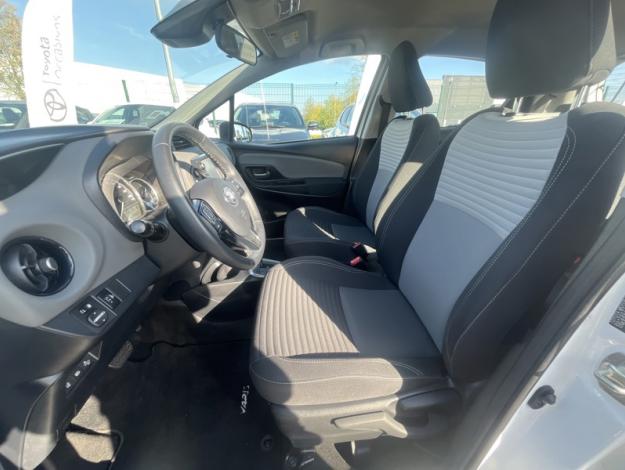 TOYOTA Yaris 100h France Business  