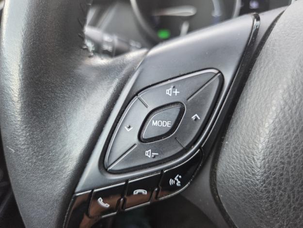 TOYOTA C-HR 122h Distinctive Pack Techno  