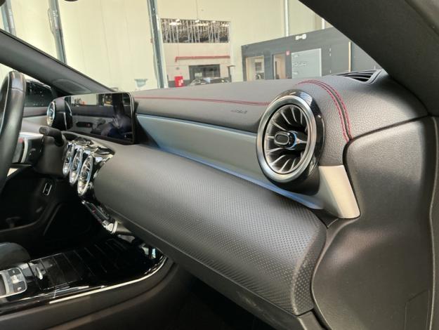 MERCEDES-BENZ CLA-Klasse CLA 180 d Shooting Brake