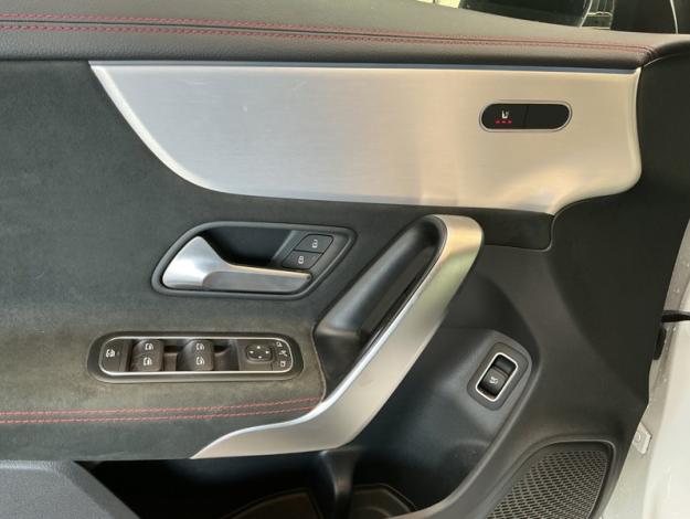 MERCEDES-BENZ CLA-Klasse CLA 180 d Shooting Brake