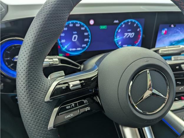 MERCEDES-BENZ GLB 200 AMG Line  GLB 200 AMG Line