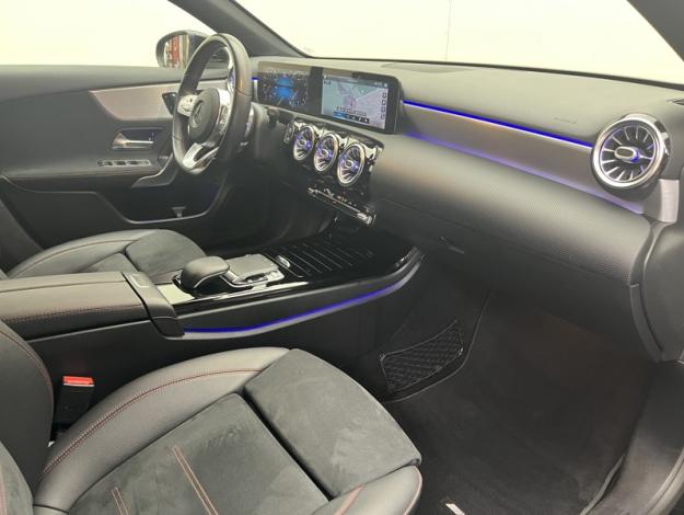 MERCEDES-BENZ Classe A 180 Berline AMG Line  