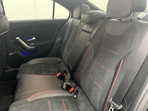 MERCEDES-BENZ Classe A 180 Berline AMG Line  