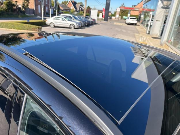 MERCEDES-BENZ GLC 300 d 4M AMG Pack Night Pano Attelage Burmester  