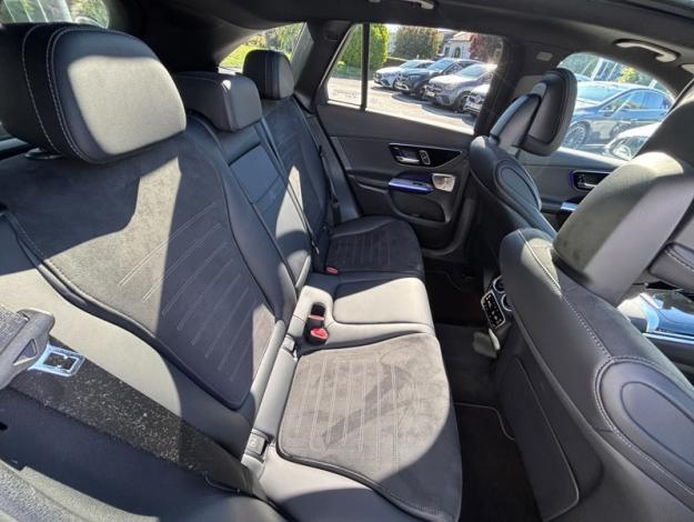 MERCEDES-BENZ GLC 300 d 4M AMG Pack Night Pano Attelage Burmester  