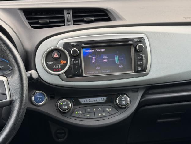 TOYOTA Yaris 1.5 VVT-I HYBRID DYNAMIC   