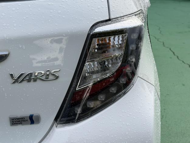 TOYOTA Yaris 1.5 VVT-I HYBRID DYNAMIC   