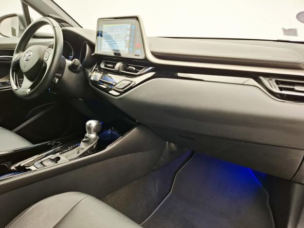 TOYOTA C-HR 1.8 HYBRIDE 122 GRAPHIC  