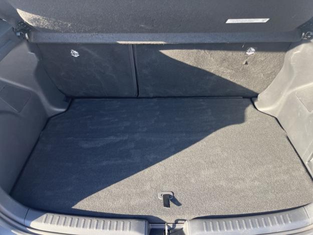 TOYOTA Yaris 116h Dynamic  