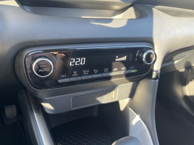 TOYOTA Yaris 116h Dynamic  