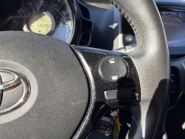 TOYOTA Aygo 1.0 VVT-I X-PLAY 3P  