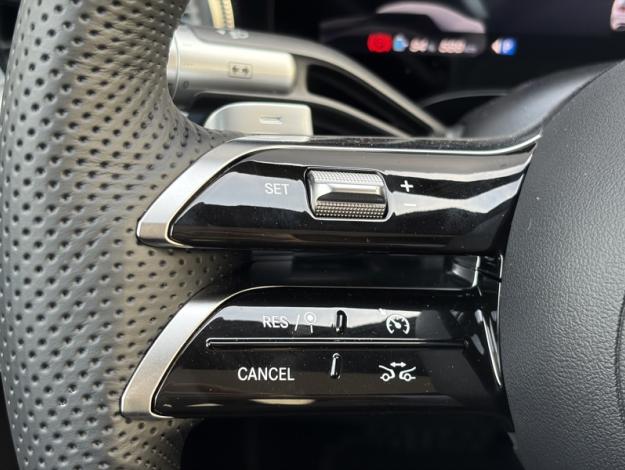 MERCEDES-BENZ Classe C Berline Classe C 400 4M électrique AMG Line  Classe C 400 4M électrique EQ AMG Line