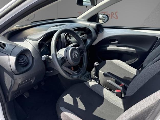 TOYOTA Aygo X 1.0 VVT-i 72 Dynamic   