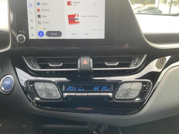 TOYOTA C-HR 1.8 HYBRIDE 122 DESIGN ULTIMATE  