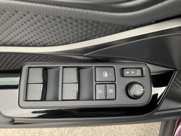TOYOTA C-HR 1.8 Hybride 122 Design Ultimate  