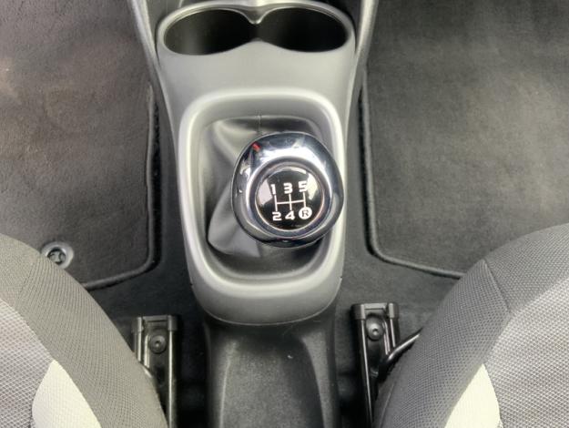 TOYOTA Aygo 1.0 VVT-i x-play  