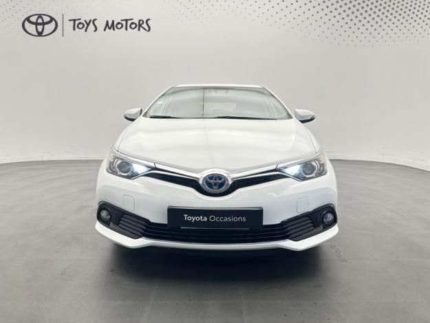TOYOTA Auris 1.8 HYBRID 136 DESIGN  