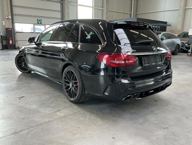 MERCEDES-BENZ C-Klasse Mercedes-AMG C 63 S Break