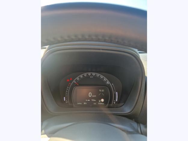 TOYOTA Aygo X 1.0 VVT-I 72 AIR DESIGN   