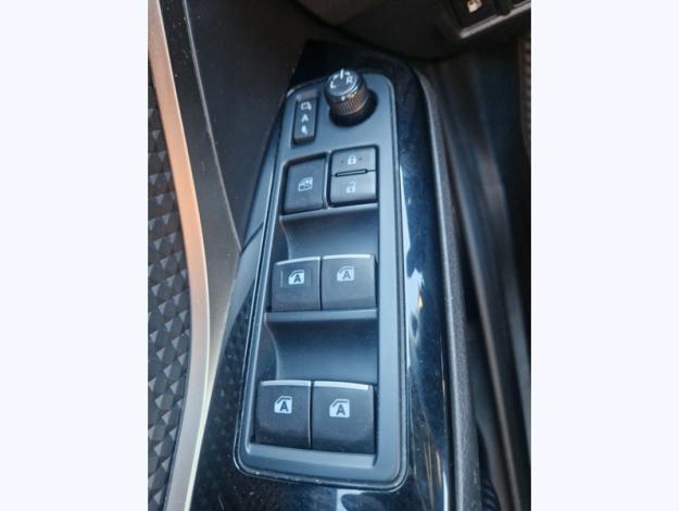 TOYOTA C-HR 1.8 HYBRIDE 122 DESIGN  