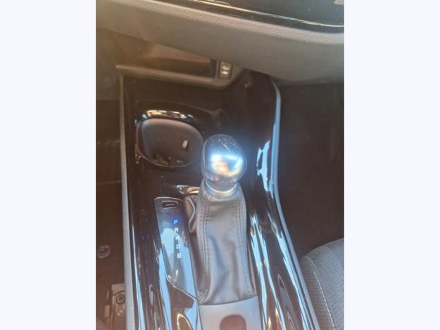 TOYOTA C-HR 1.8 HYBRIDE 122 DESIGN  