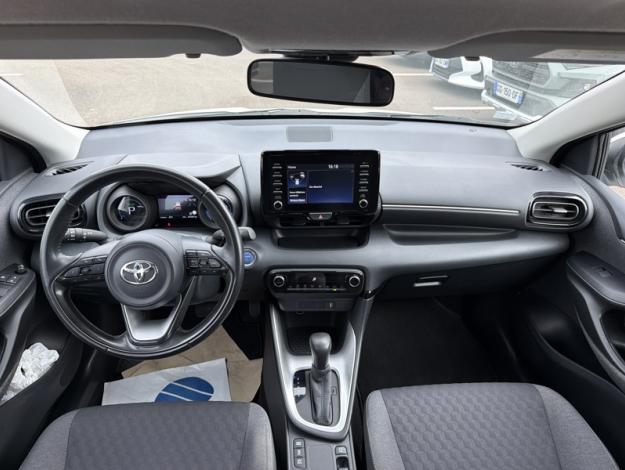 TOYOTA Yaris 1.5 HYBRID 116H DESIGN   