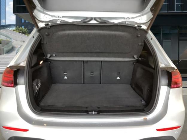 MERCEDES-BENZ B-Klasse B 180