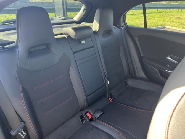 MERCEDES-BENZ Classe A 250 e AMG Line  