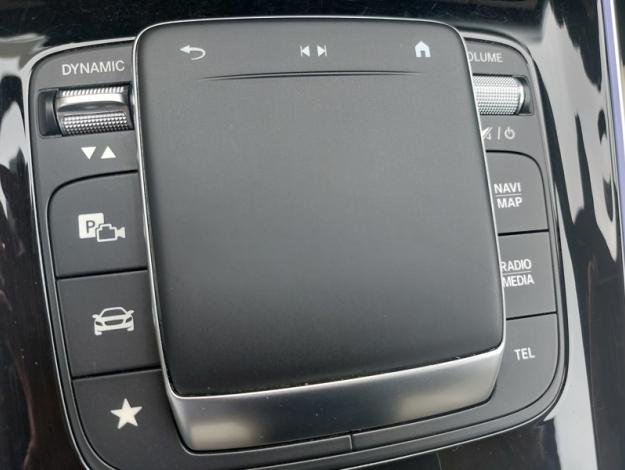 MERCEDES-BENZ GLB 200 d Progressive Line  