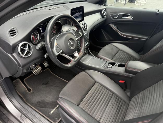 MERCEDES-BENZ GLA 220 d Fascination  