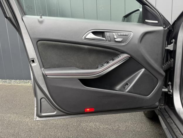 MERCEDES-BENZ GLA 220 d Fascination  