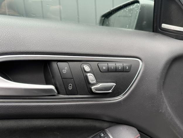 MERCEDES-BENZ GLA 220 d Fascination  