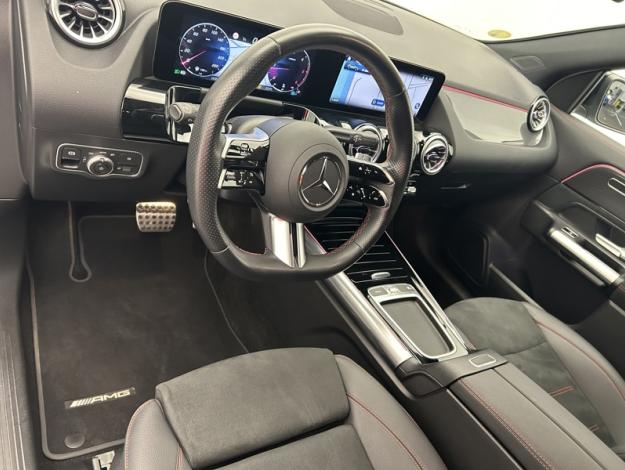 MERCEDES-BENZ GLA 200 d AMG Line  