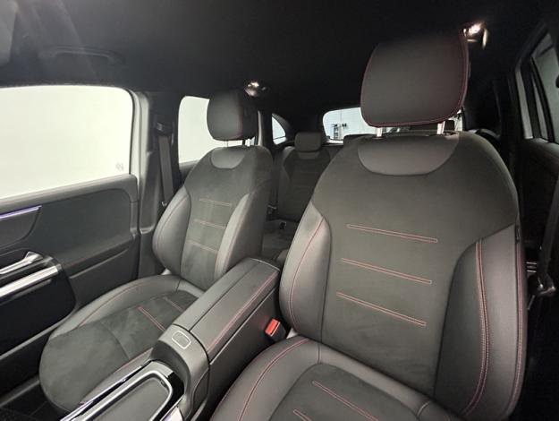MERCEDES-BENZ GLA 200 d AMG Line  