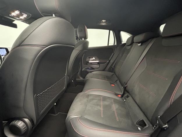 MERCEDES-BENZ GLA 200 d AMG Line  