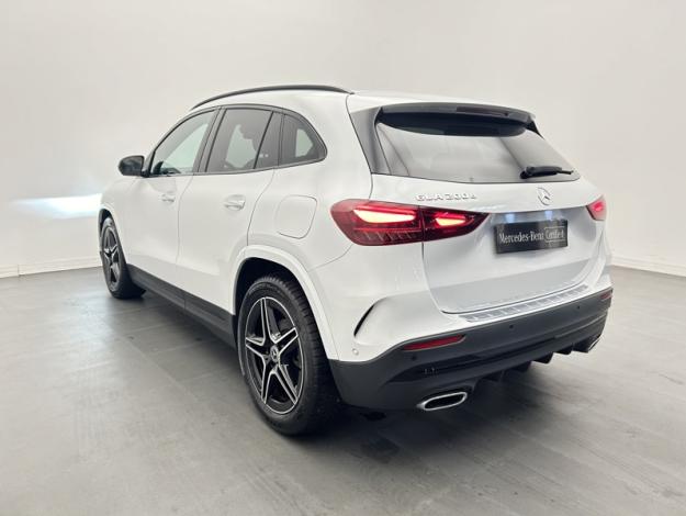 MERCEDES-BENZ GLA 200 d AMG Line  