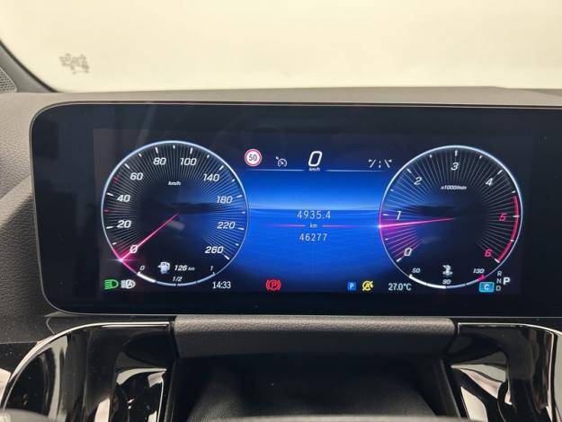 MERCEDES-BENZ GLA 200 d AMG Line  