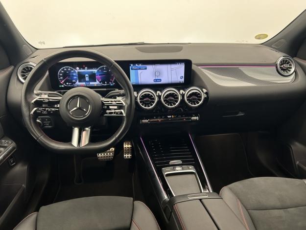 MERCEDES-BENZ GLA 200 d AMG Line  