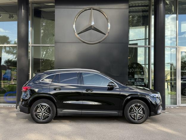 MERCEDES-BENZ EQA 250+  